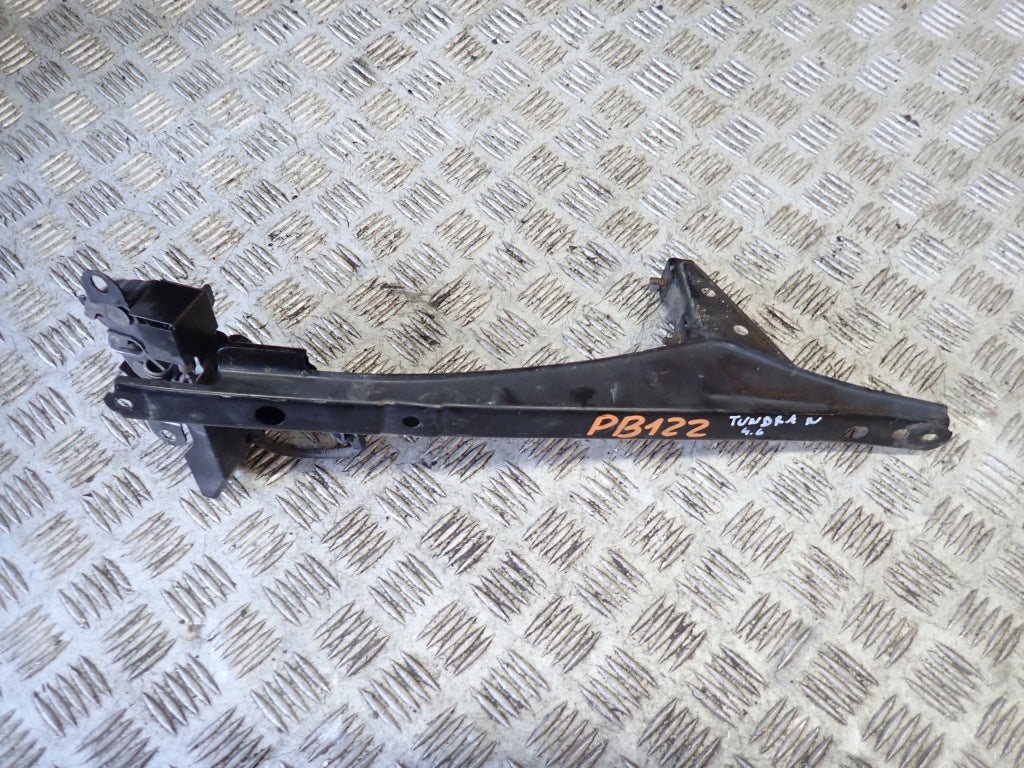 Pas Przedni Wspornik Pionowy Mocowanie Zamka Toyota Tundra II 4.6 4x2 2014-