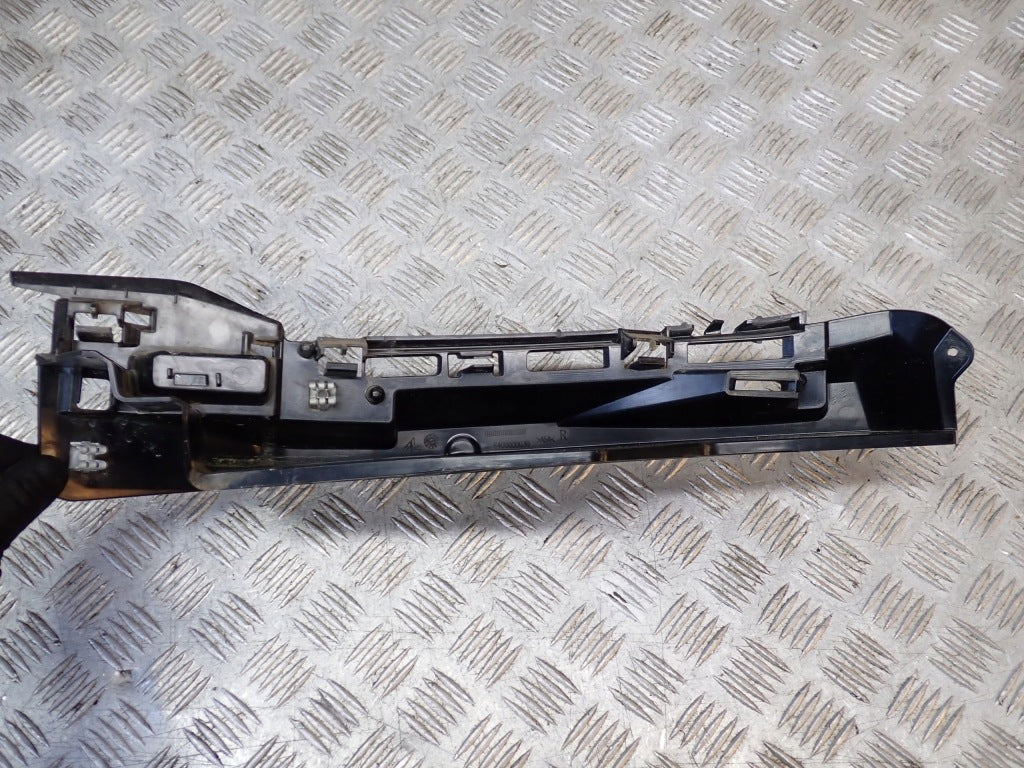 Ślizg Mocowanie Lampy Prawy Przedni Jeep Wagoneer Grand Wagoneer WS 5.7 22-