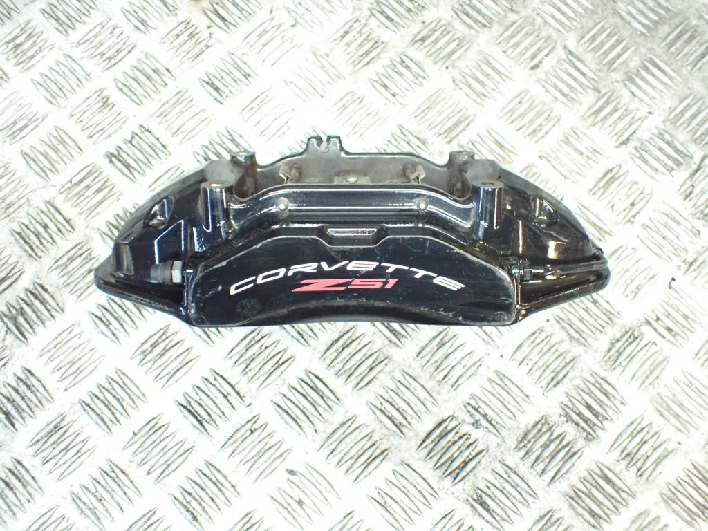 Zacisk Tylny Tył Chevrolet Corvette C8 Z51 Czarne 2020-