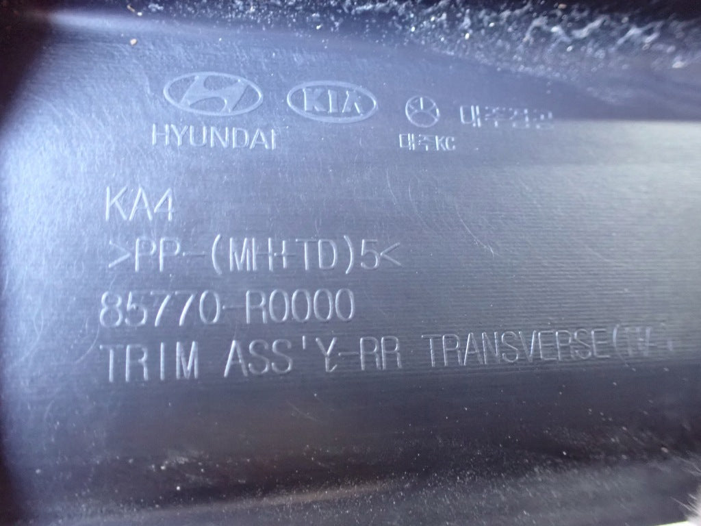 Osłona Pasa Tylnego Kia Carnival LX 3.5 KA4 2020-