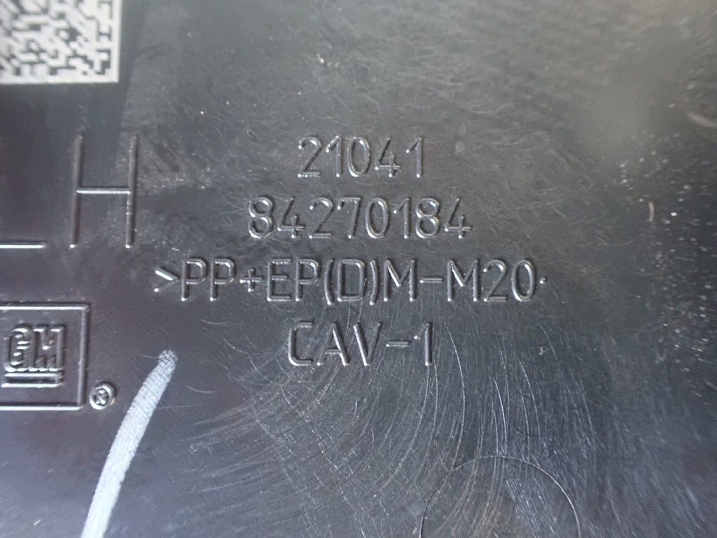 Osłona Słupka Środkowa Lewa Chevrolet Tahoe Suburban Yukon 21-