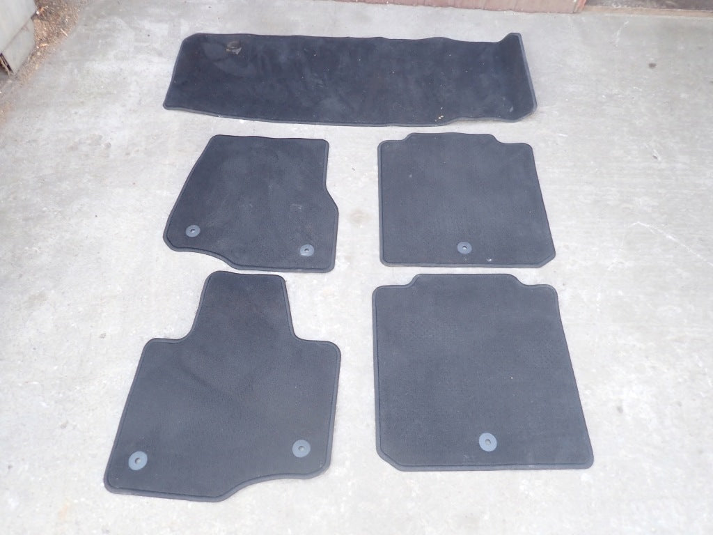 Dywaniki Welurowe Komplet Ford Expedition 3.5 2020