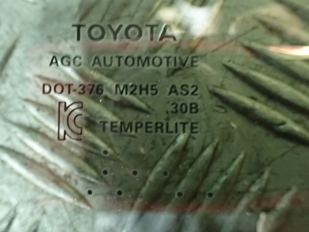 Szyba Drzwi Prawa Przednia Przód Mała Toyota Sienna XL40 2021
