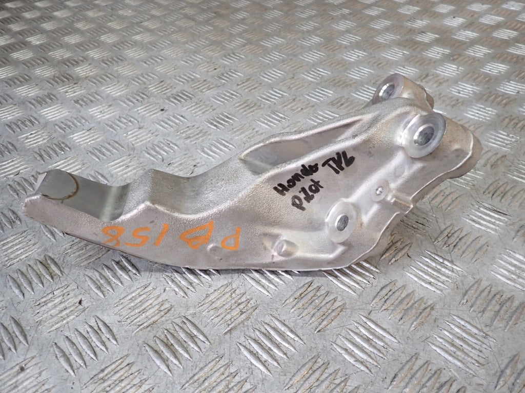 Rear Engine Mounting Bracket Honda Pilot 4 YG2 4x4 23-