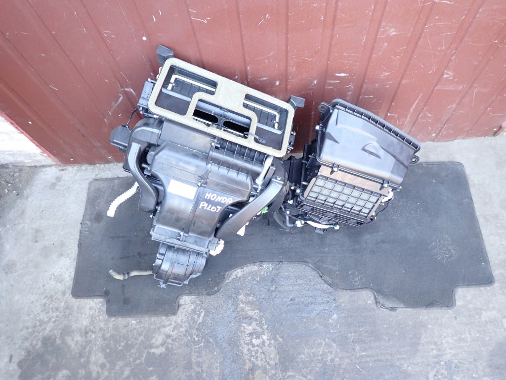 Nagrzewnica Powietrza Honda Pilot 4 YG2 2023