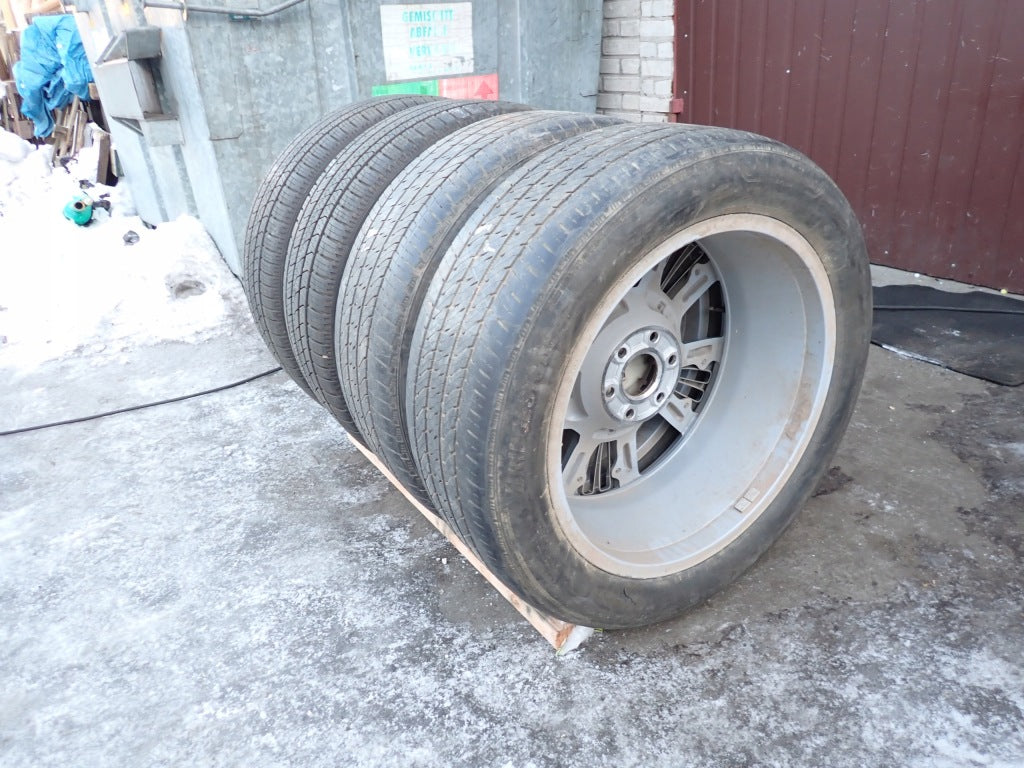 Koła Felgi Alufelgi 22 Opony 275/50 R22 Chevrolet Tahoe Suburban SIlverado