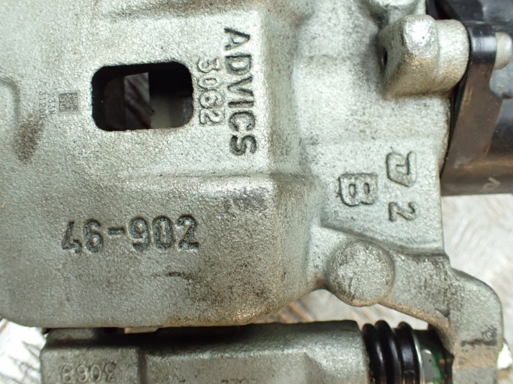Zacisk Prawy Tylny Elektryczny Uszkodzony Toyota Tundra Sequoia 22-