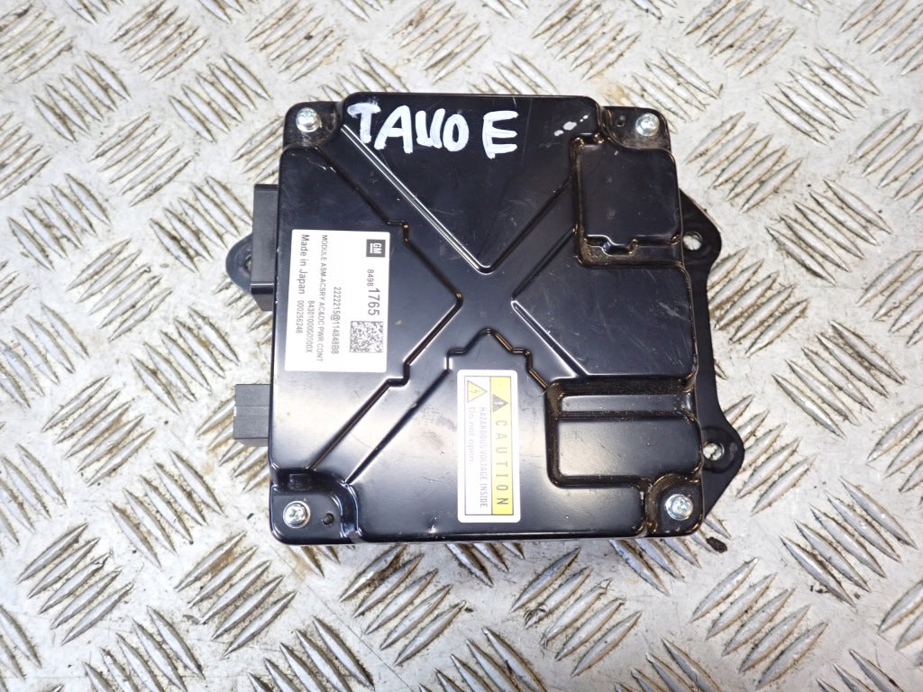 Inwerter Przetwornica Chevrolet Suburban Tahoe Cadillac Escalade Yukon 21-