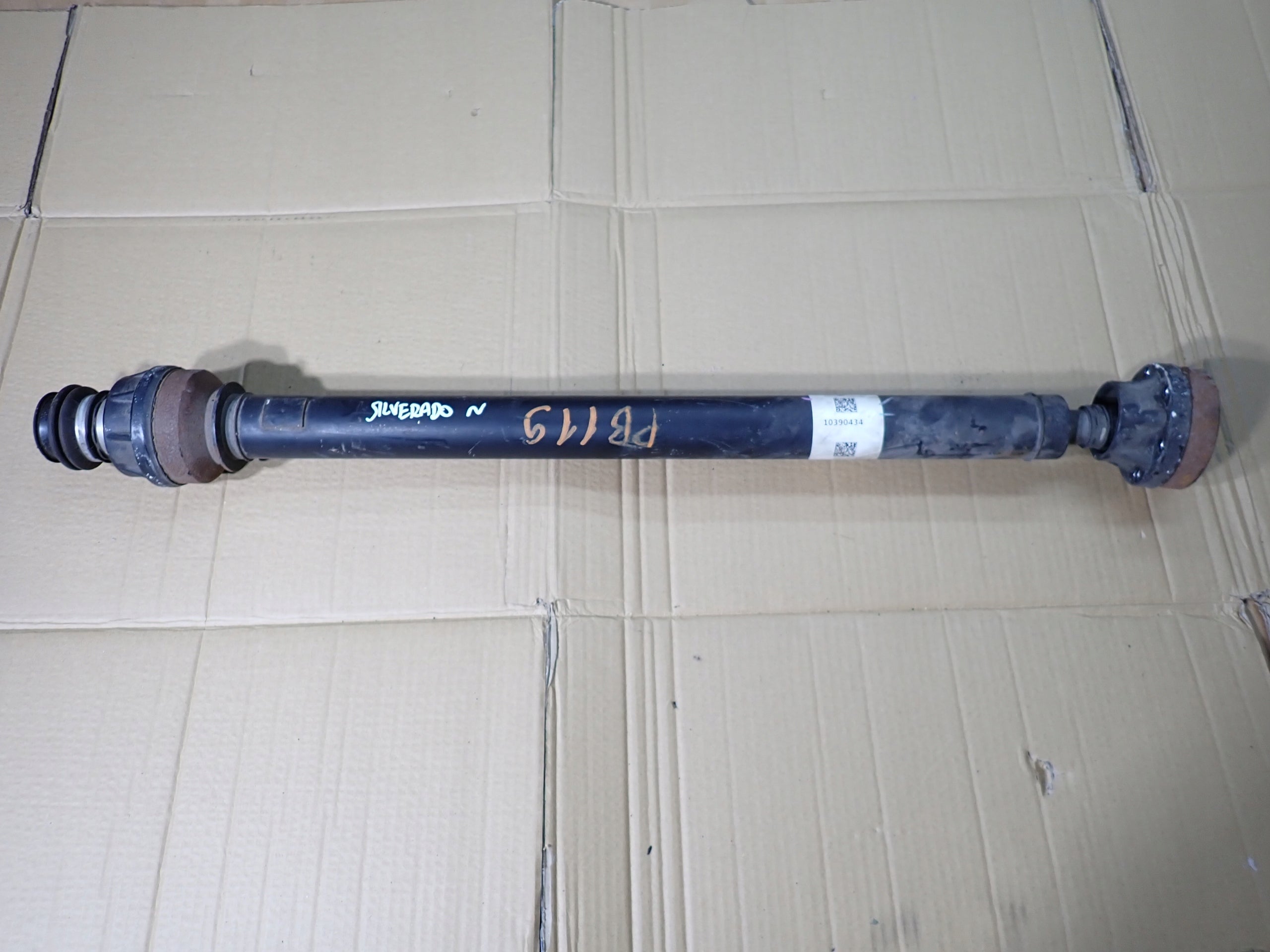 Wał Przedni Chevrolet Silverado Tahoe Sierra Suburban Yukon Escalade 2021