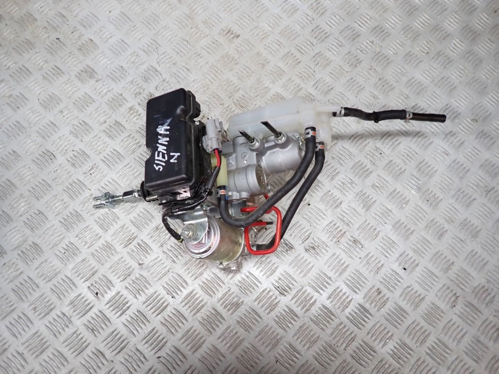 Pompa Hamulcowa Elektryczna Toyota Sienna XL40 2.5 Hybrid 2021
