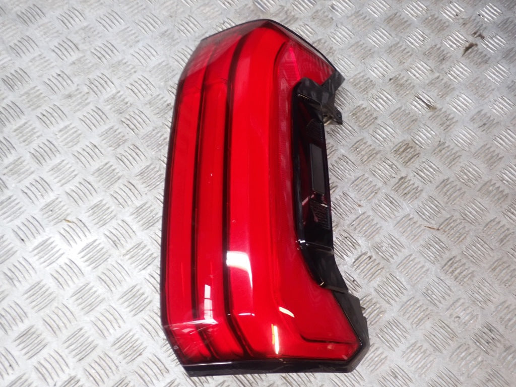 Left Rear Tail Light Lamp Left Tail LED Toyota Tundra 3.4 3.5 2022-