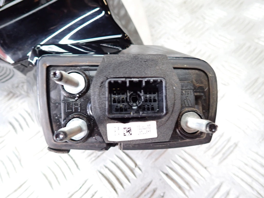 Lusterko Lewe Kompletne 5 PIN Chevrolet Suburban Tahoe GMC Yukon 2021-