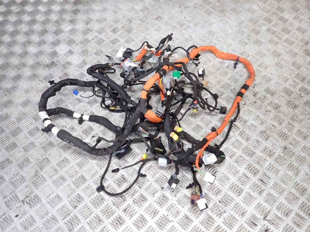 Wiązka Instalacja Komory Silnika Ford Explorer 3.0 ST 2020