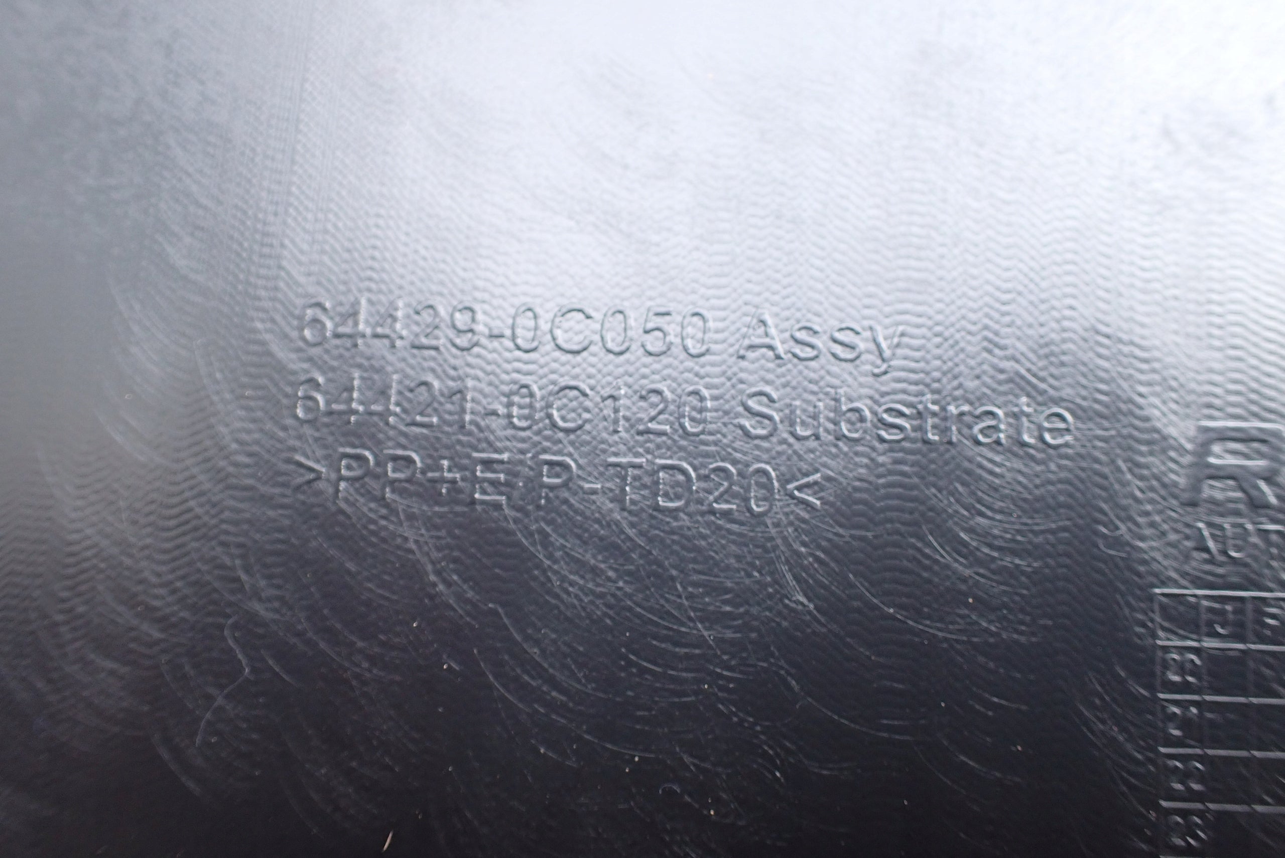 Schowek Tylny Boczna Półka Tylna Toyota Tundra 2022-