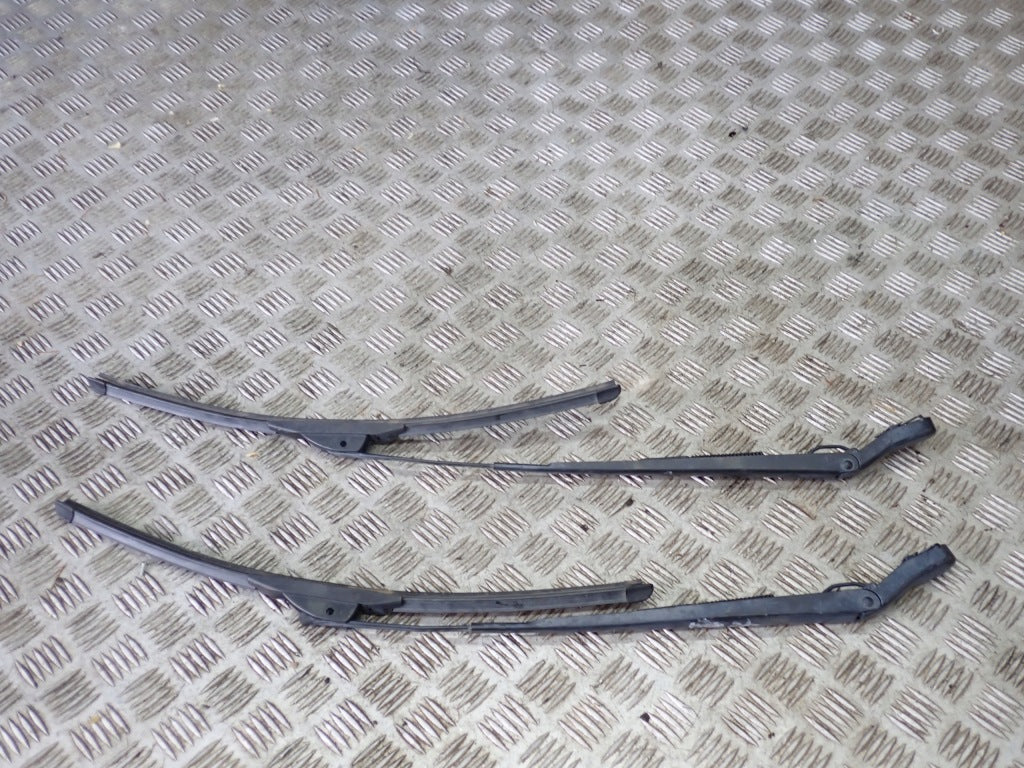Wiper Arms and Blades Set Ford F150 4x4 2021-