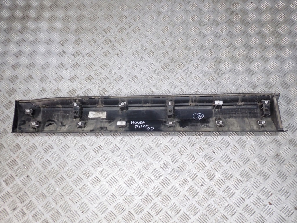 Right Front Lower Door Trim Right Front Honda Pilot Acura MDX 2022-
