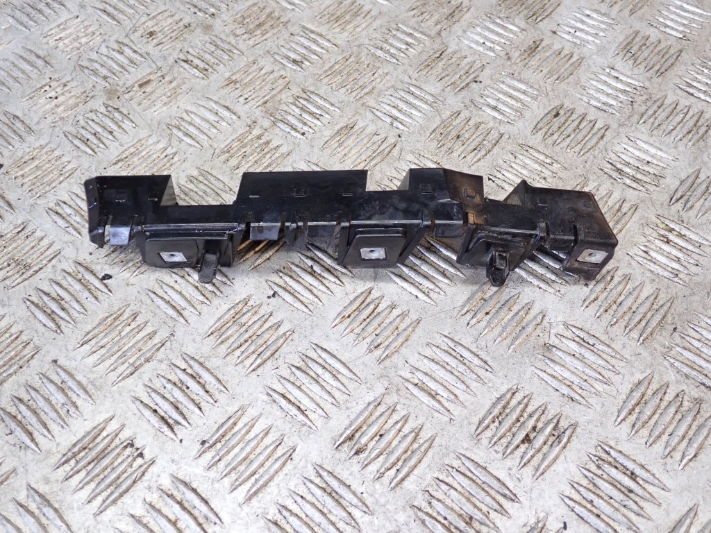 Ślizg Prawy Przedni Przód Zderzaka Przedniego Chevrolet Tahoe Suburban 2021