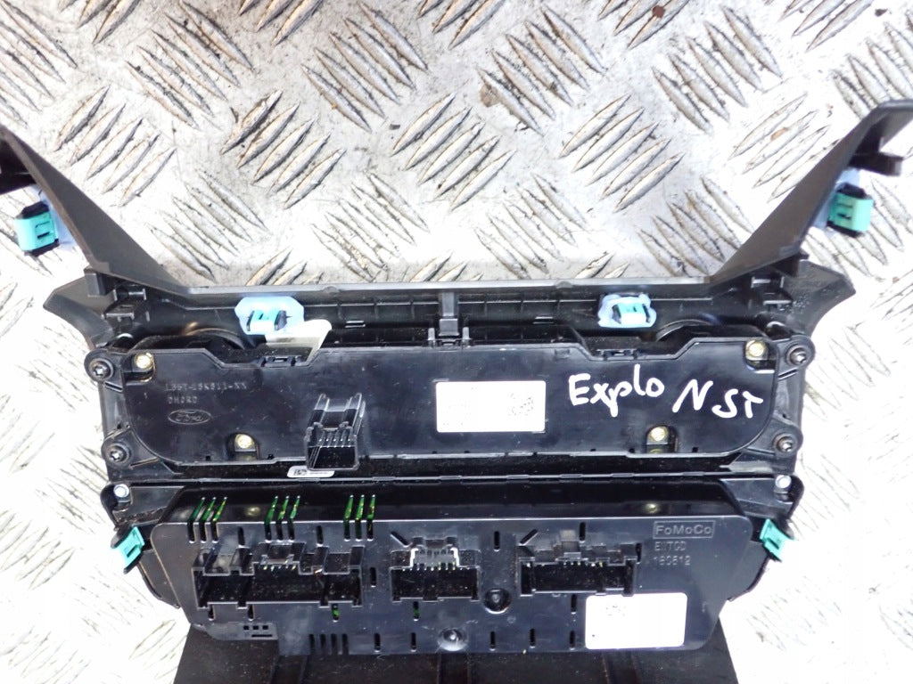 Radio Camera Panel Ford Explorer Limited 2020-