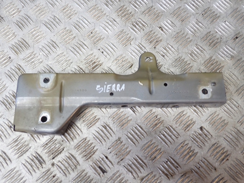 Wspornik Lampy Przedniej Prawej GMC Sierra AT4 Silverado 3.0D 19-