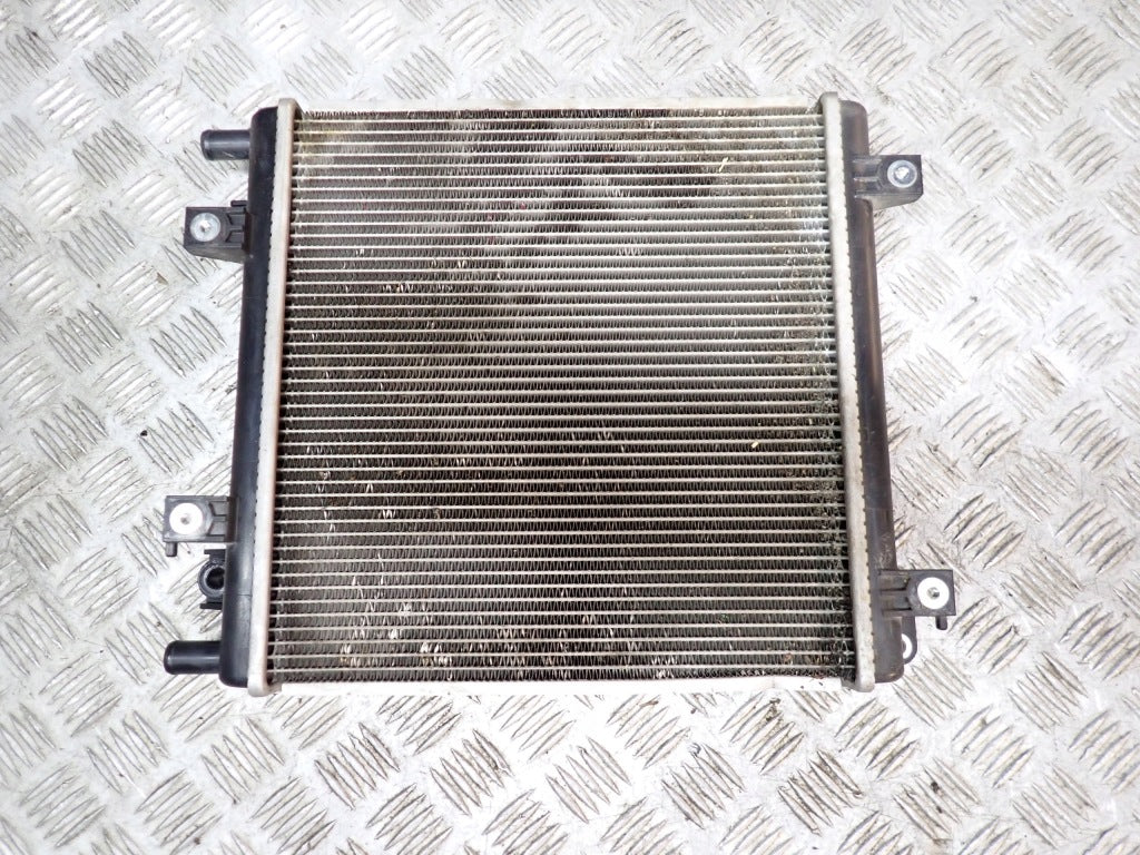 Intercooler Right Toyota Tundra Sequoia 2022-