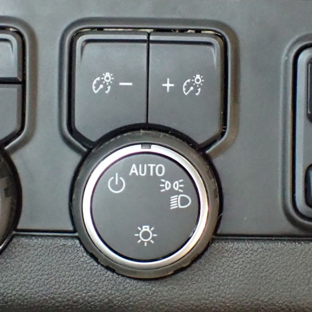 Panel Świateł Chevrolet Suburban Tahoe GMC Yukon Cadillac Escalade 2021