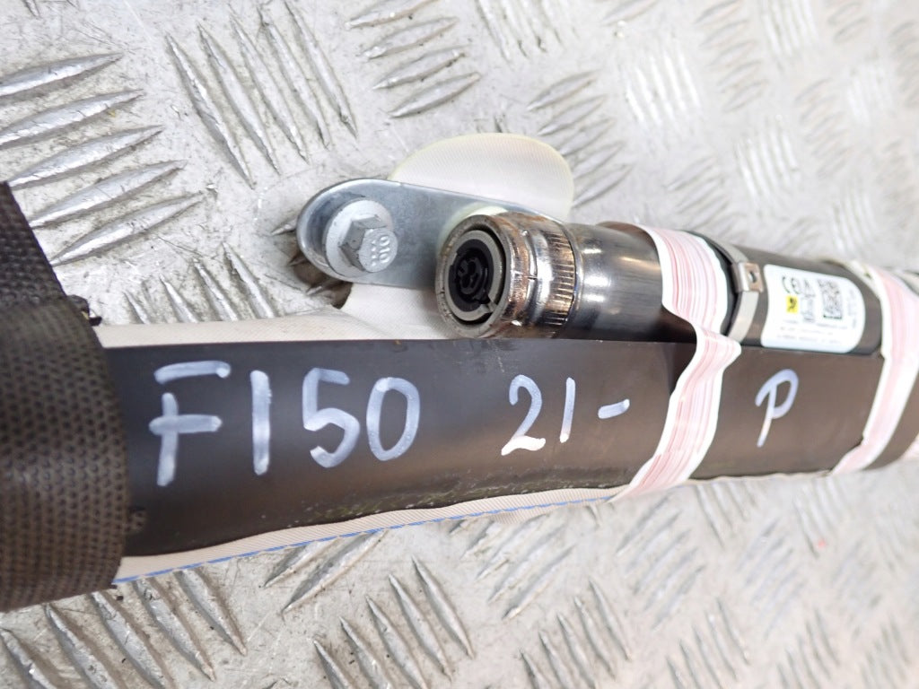 Prawa kurtyna powietrzna Airbag do Ford F150 Crew Cab 2021- marki Autolandparts, widoczna na zdjęciu.
