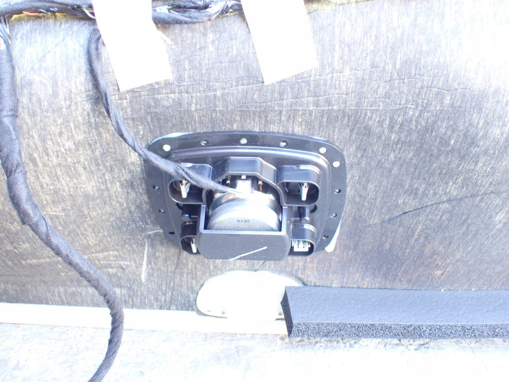 Podsufitka z Głośnikami Harman Kardon Dodge Ram V Crew Cab Duża Kabina 19-