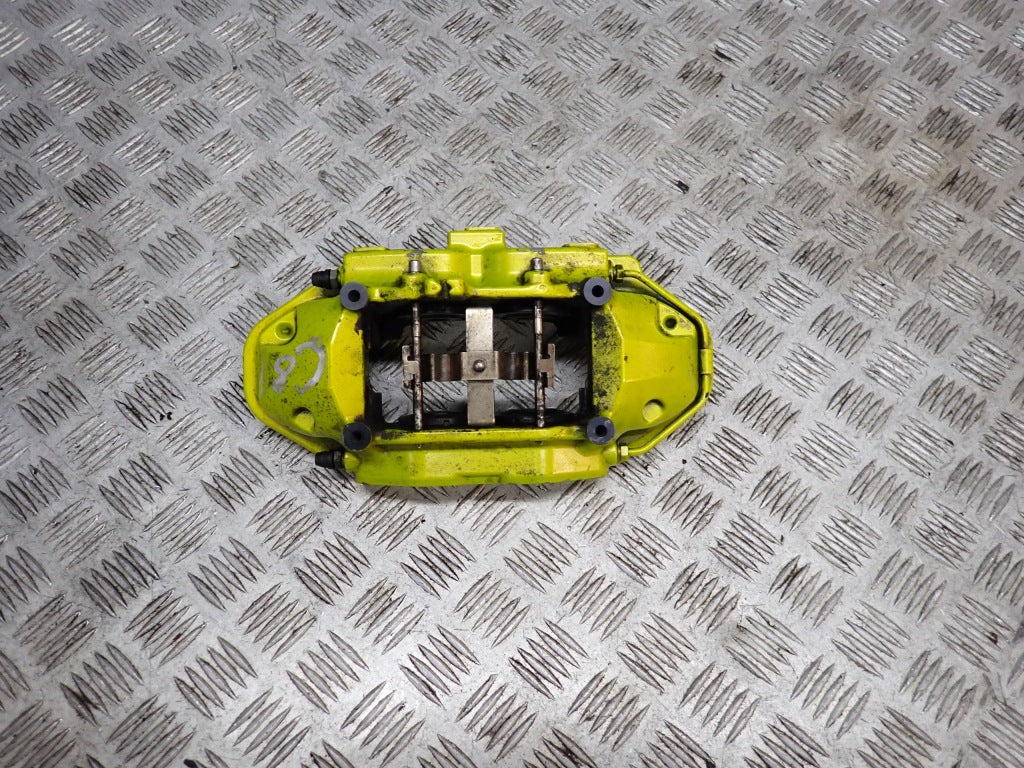 Zacisk Tylny Tył Chevrolet Corvette C8 Z51 2020-