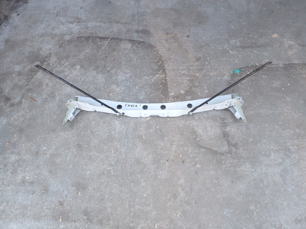 Wzmocnienie Górne Pas Przedni Chevrolet Suburban Tahoe GMC Yukon Escalade