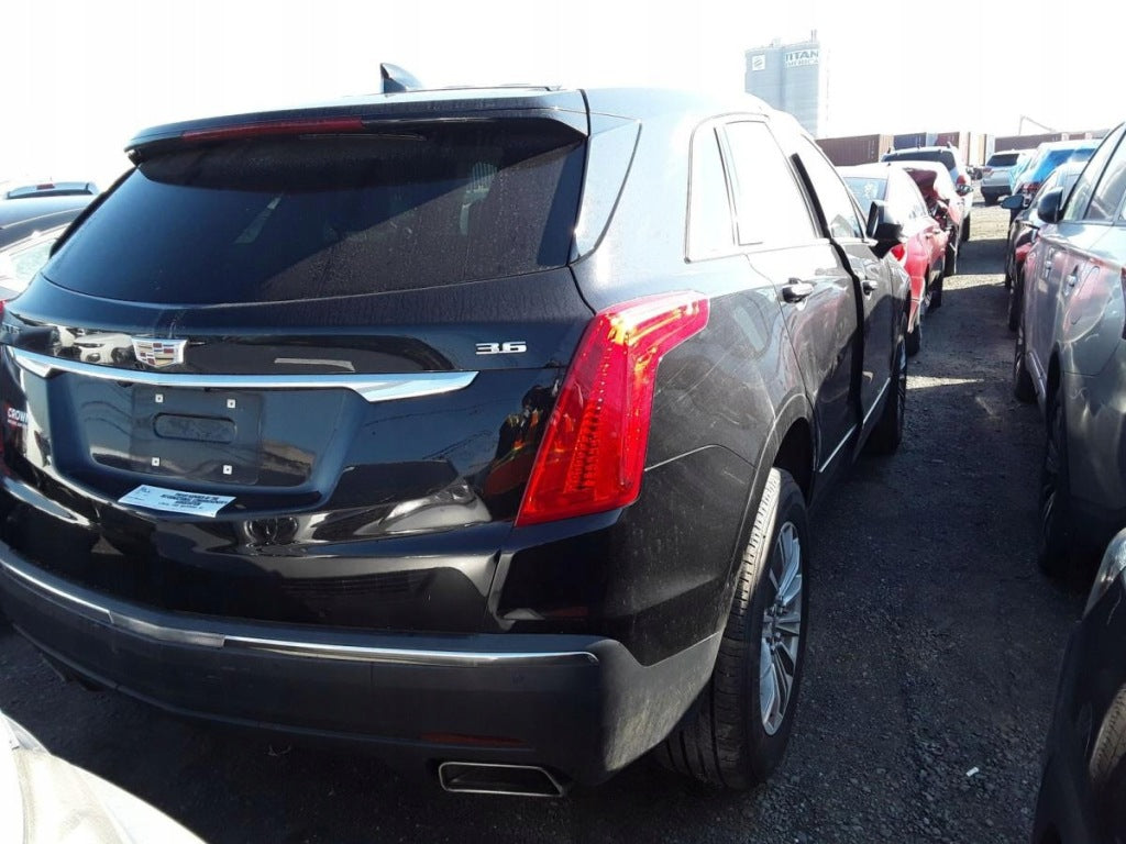 Boczek Drzwi Prawy Tylny Tył Kpl. Cadillac XT5 2017