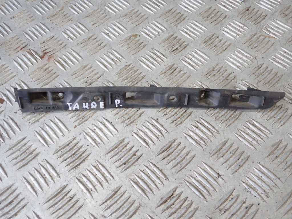 Ślizg Mocowanie Lampy Prawy Przód Chevrolet Tahoe Suburban 5.3 2021-