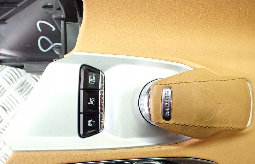Osłona Pokrętła Nawigacji Radia Chevrolet Corvette C8 20-