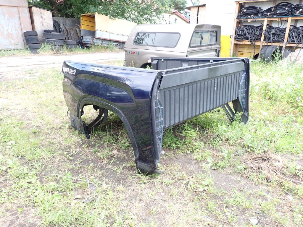 Zabudowa Krótka Paka Buda 5.5 FT Toyota Tundra Crew Max 2022-