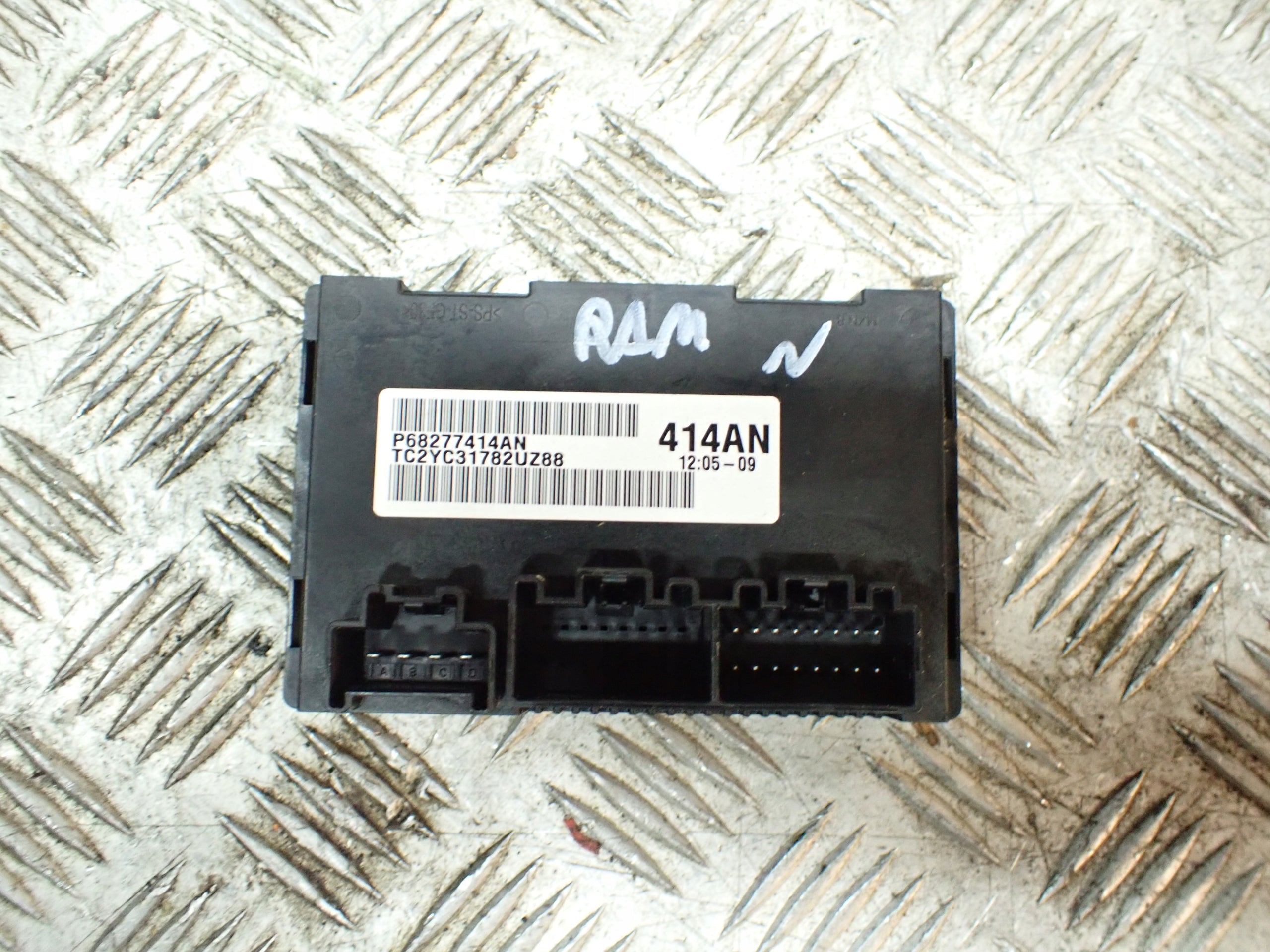 Moduł Skrzyni Reduktora Dodge RAM V 2019-