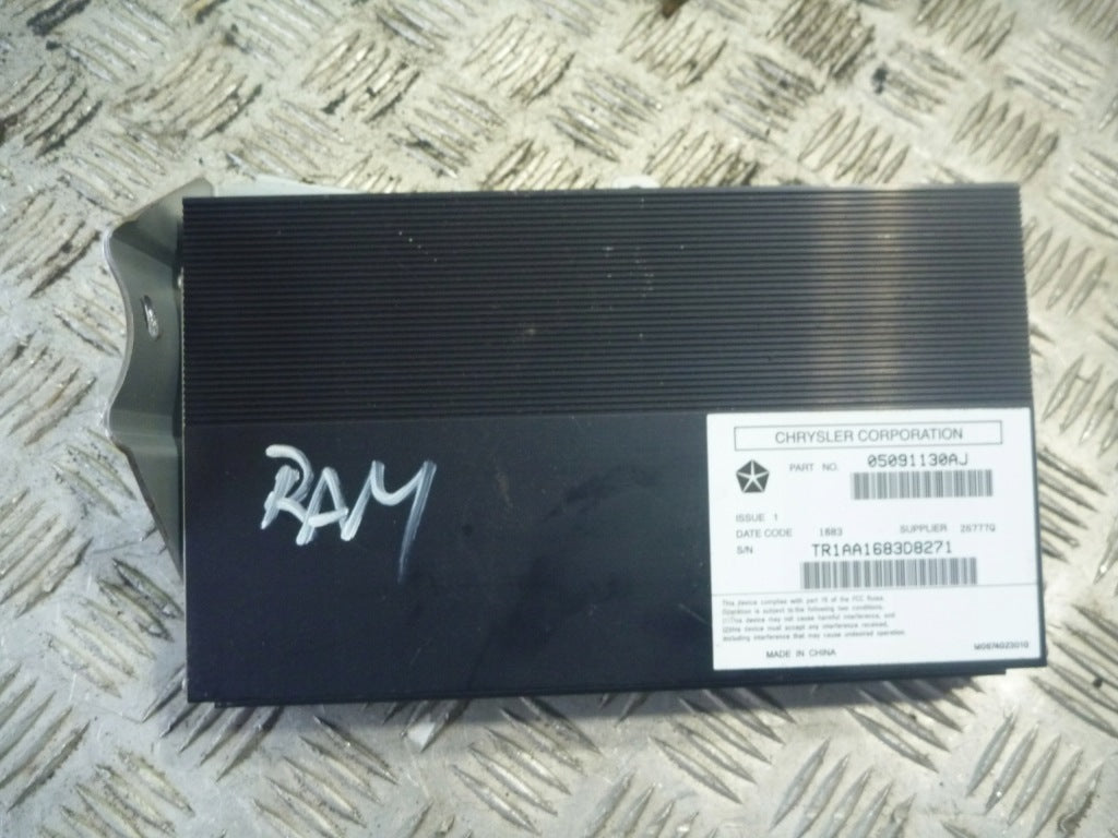 Dodge Ram Limited Radio Amplifier 13-