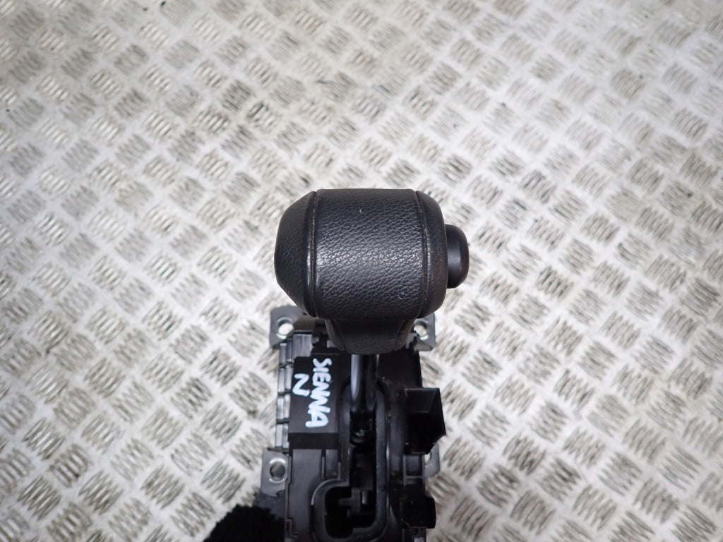 Gear Selector Lever Knob Toyota Sienna XL40 2021