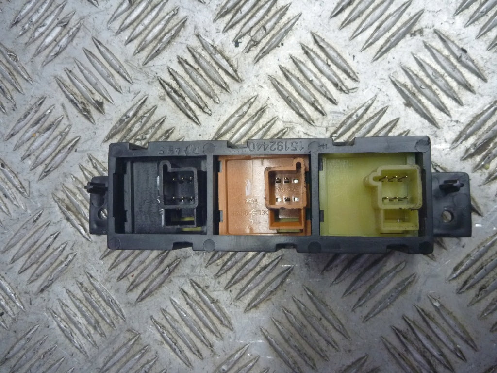 Panel Przełącznik Włącznik Hummer H2 2005