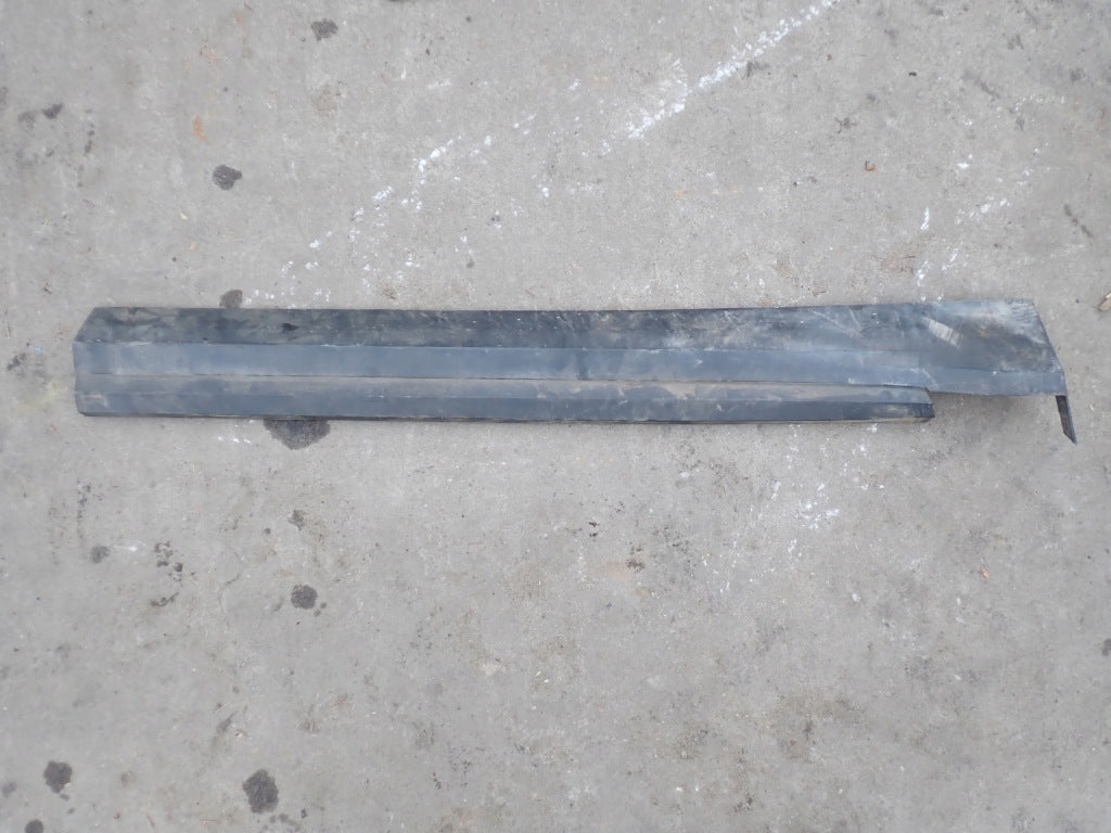 Listwa Progowa Lewa Przednia Chevrolet Tahoe Suburban Yukon Escalade 21-