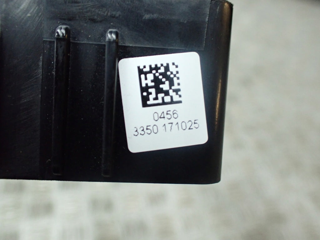 Positive Terminal Fuses Chevrolet Corvette C7 2014-