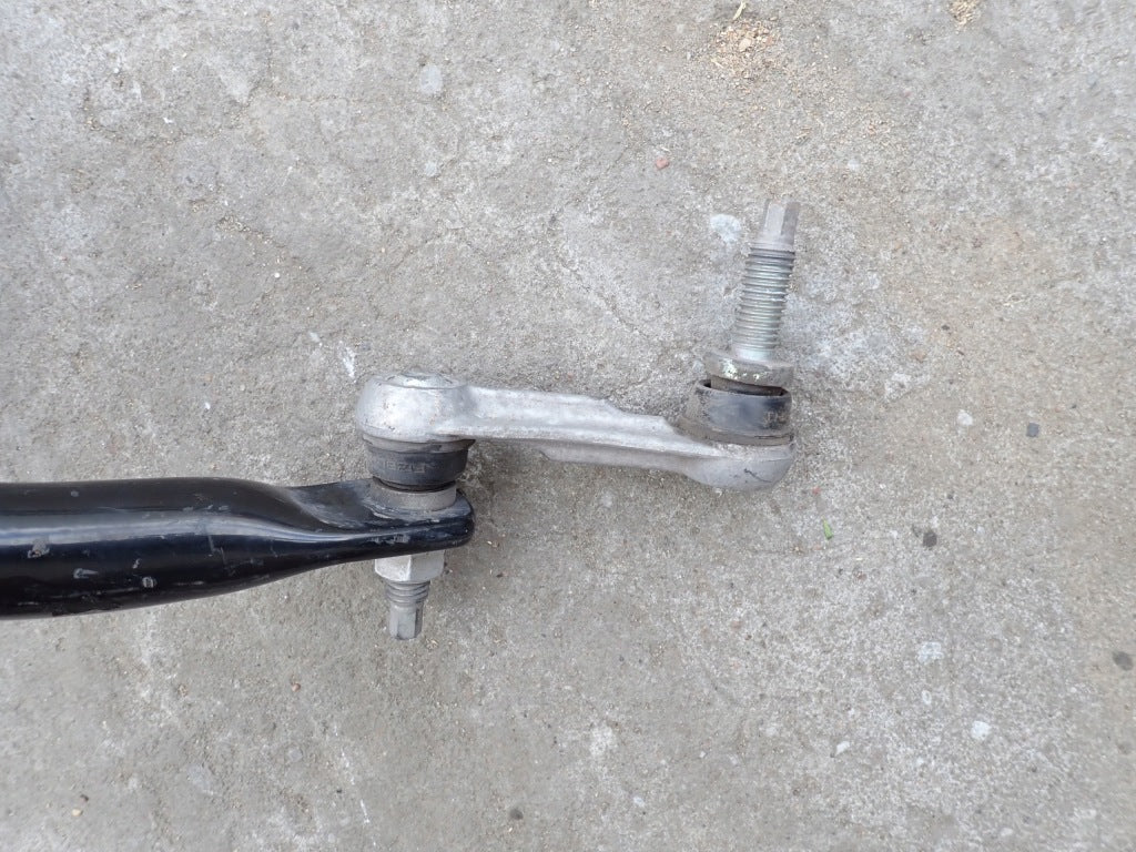 Front Stabilizer Bar Front Mounts Link Chevrolet Corvette C7 2014-