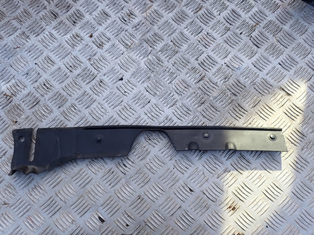Rear Tailgate Plastic Cover Ford Explorer 2020-