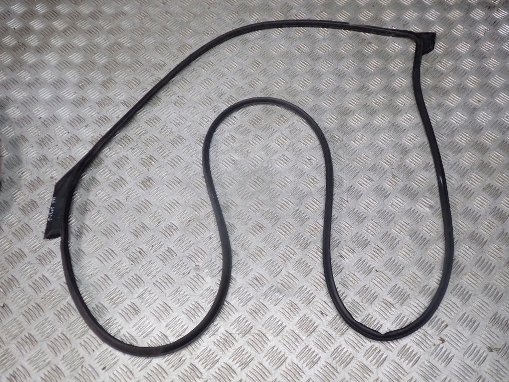 Right Front Door Seal Honda Pilot Acura MDX 2022-