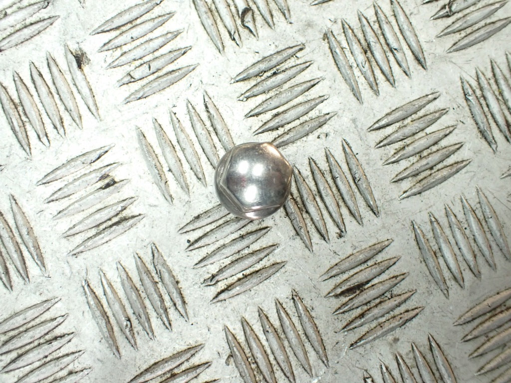 Wheel Nut Bolt Chevrolet Corvette C8 Z51 2020-