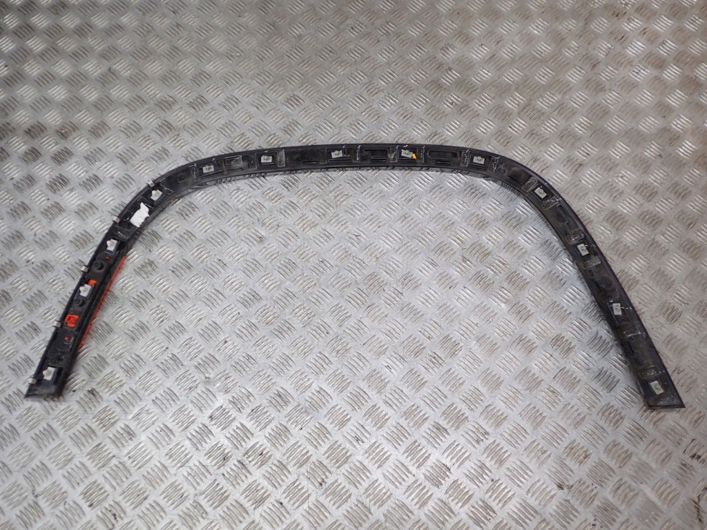 Right Front Fender Trim Jeep Wagoneer Grand Wagoneer WS 5.7 22-