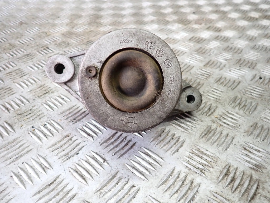 Maserati Quattroporte 2015 Engine Mount
