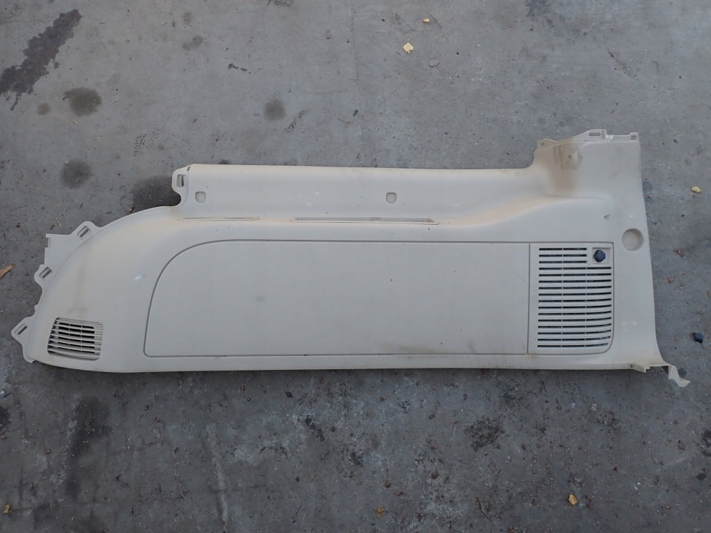 Trunk Side Right Yukon Escalade Suburban 07-