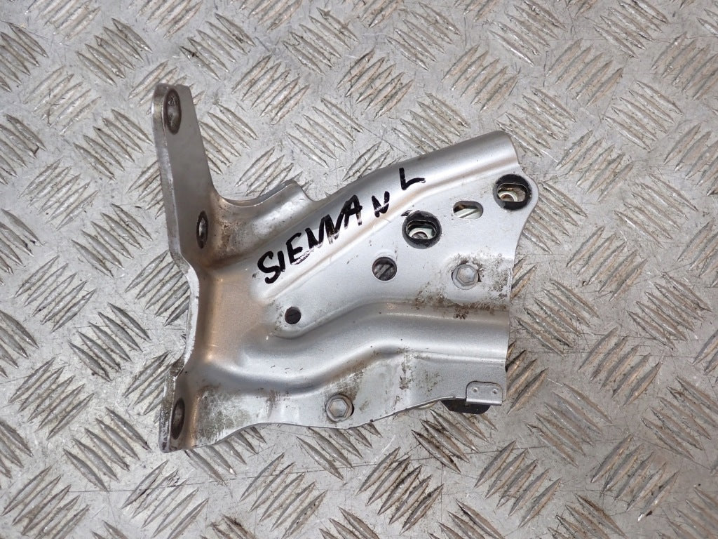 Zawias Rolka Prowadnica Drzwi Lewych Tylnych Tył Toyota Sienna XL40 2021