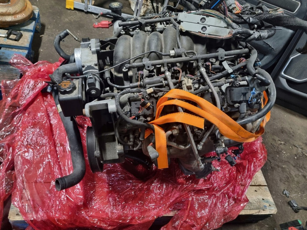 Silnik LS1 5.7 Kompletny z Wiązka Chevrolet Corvette C5 2001