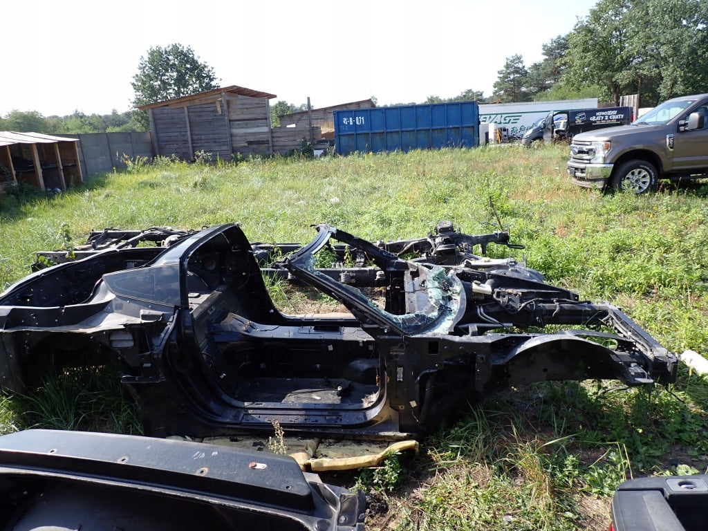 Belka Wzmocnienie Przednie Ćwiartka Przód Rama Chevrolet Corvette C7 14-