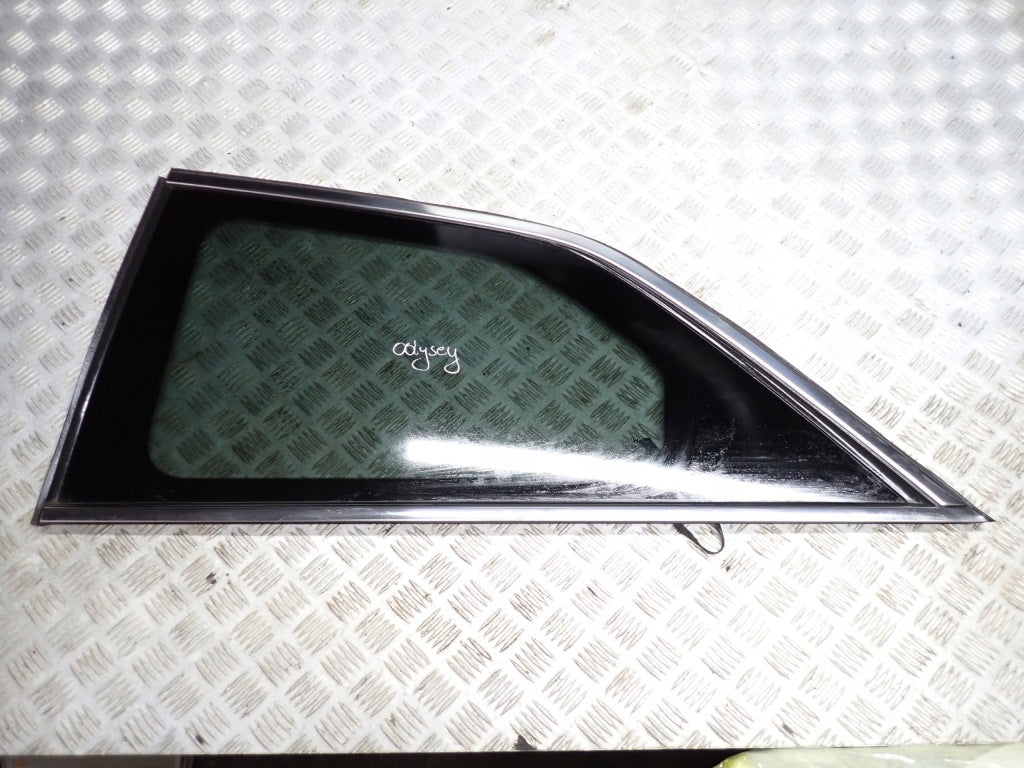 Szyba Karoseryjna Boczna Lewa Honda Odyssey 11-